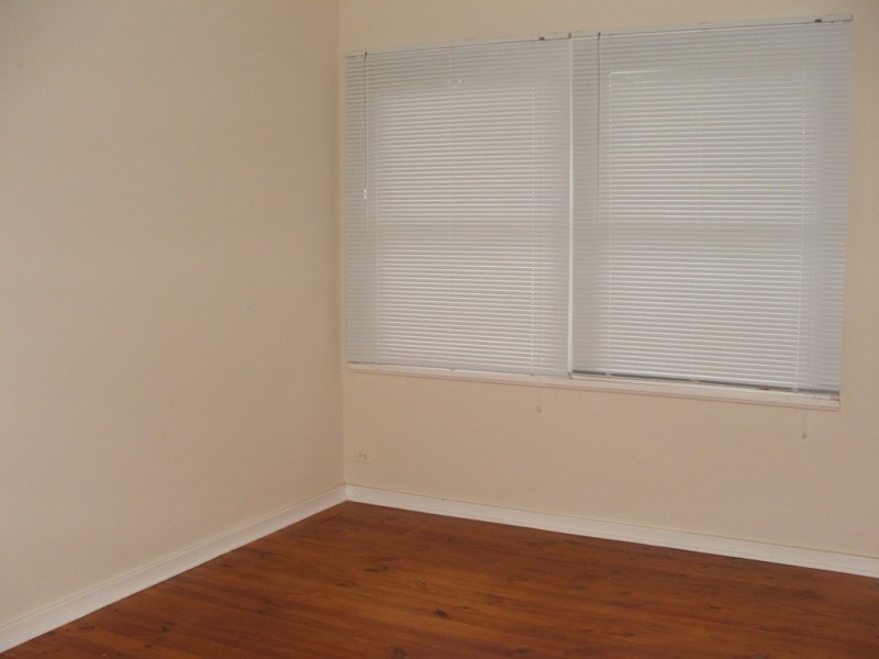 22 Rollison Road, Elizabeth Vale SA 5112