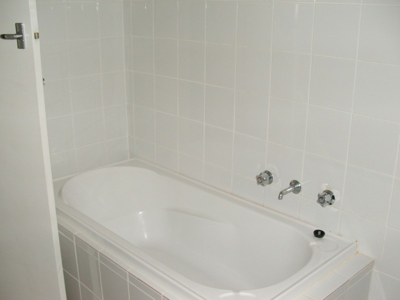 22 Rollison Road, Elizabeth Vale SA 5112