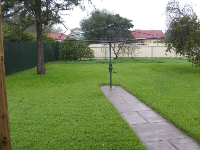 22 Rollison Road, Elizabeth Vale SA 5112