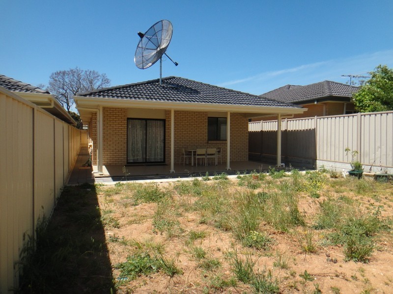 7 Macquarie Avenue, Hillcrest SA 5086