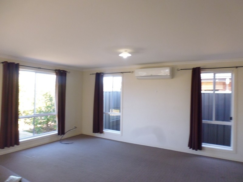 61 Riesling Crescent, Andrews Farm SA 5114