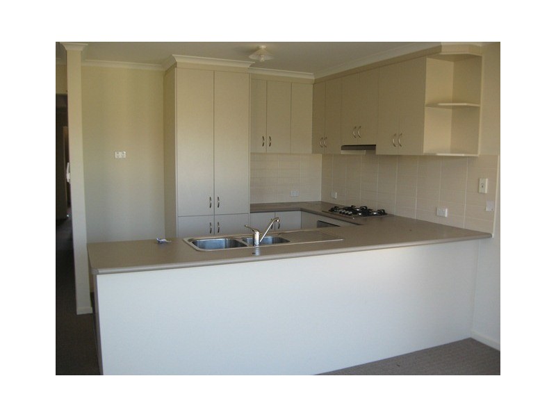 61 Riesling Crescent, Andrews Farm SA 5114