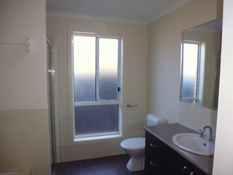 61 Riesling Crescent, Andrews Farm SA 5114
