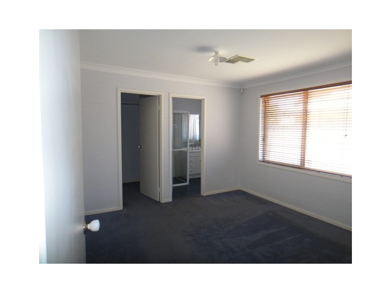 6 Silkie Court, Parafield Gardens SA 5107