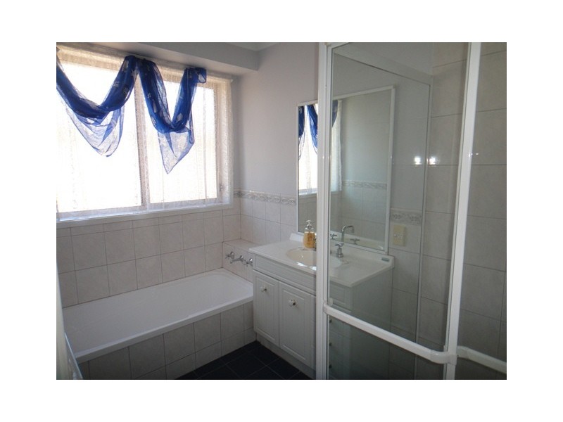 6 Silkie Court, Parafield Gardens SA 5107