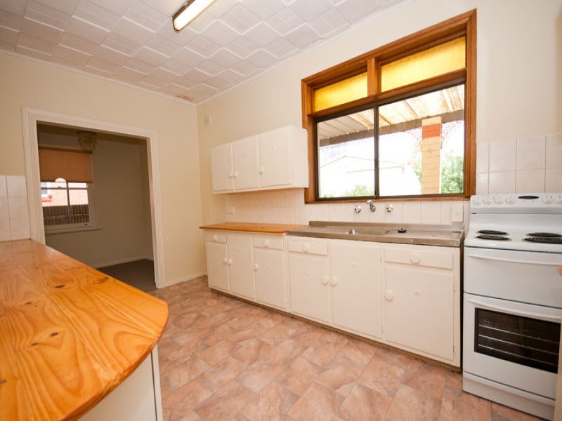 54 Peterswool Road, Elizabeth Park SA 5113