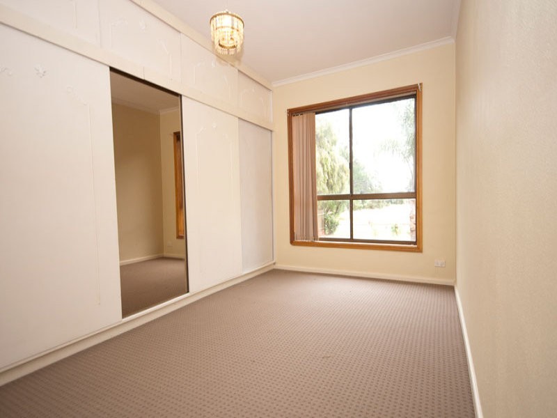 54 Peterswool Road, Elizabeth Park SA 5113