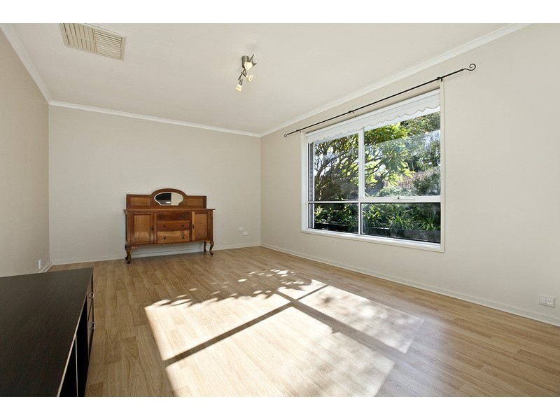 8 Gladman Close, Hillbank SA 5112