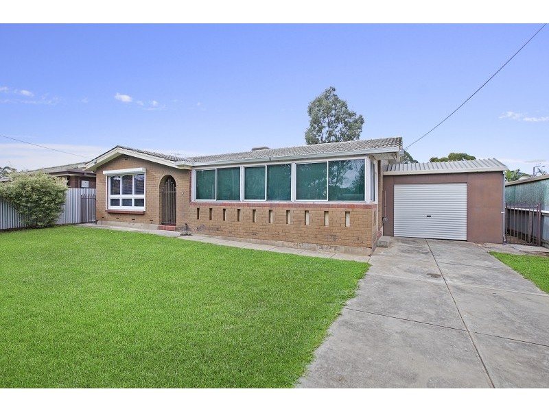 35 London Drive, Salisbury East SA 5109