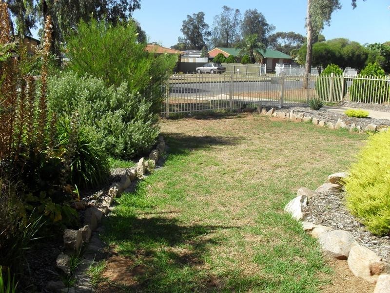 32B Casuarina Drive, Parafield Gardens SA 5107