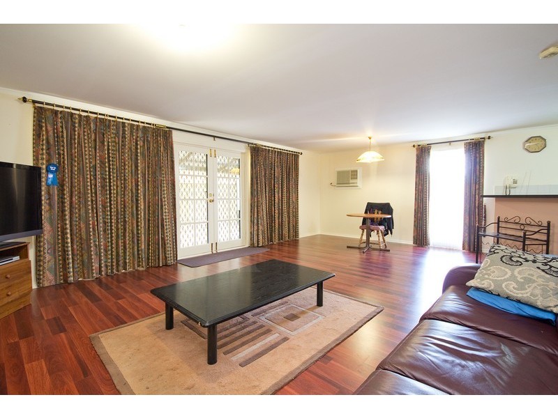 33 General Drive, Paralowie SA 5108