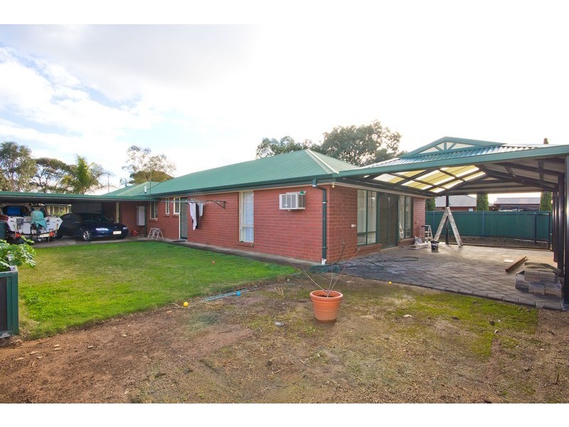 33 General Drive, Paralowie SA 5108