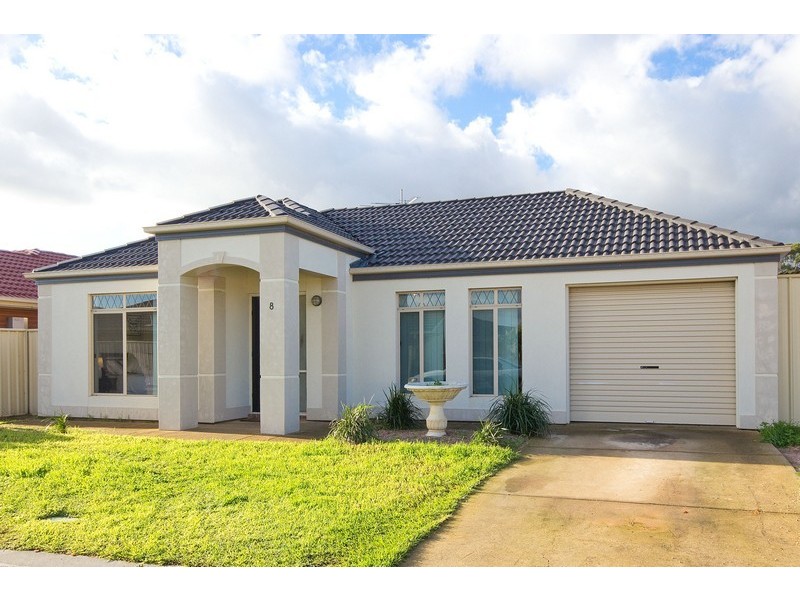 8 Meadow Lane, Para Hills West SA 5096