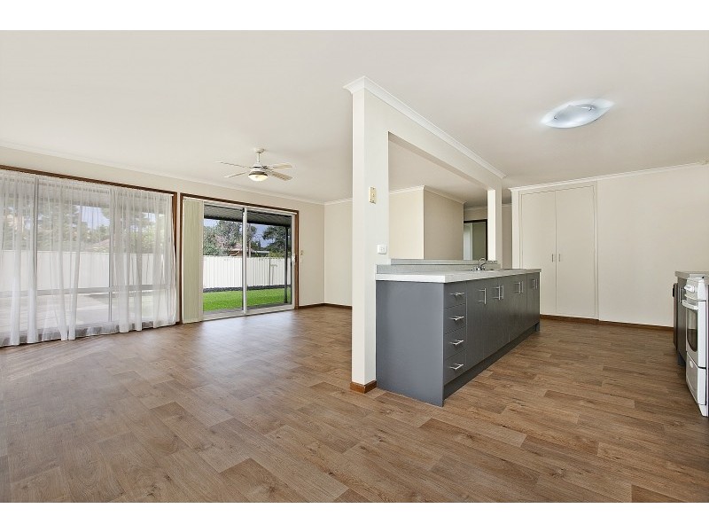 2 Larkins Road, Salisbury Downs SA 5108