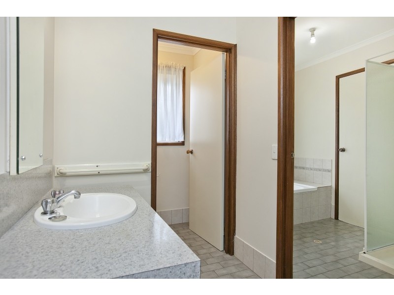 2 Larkins Road, Salisbury Downs SA 5108