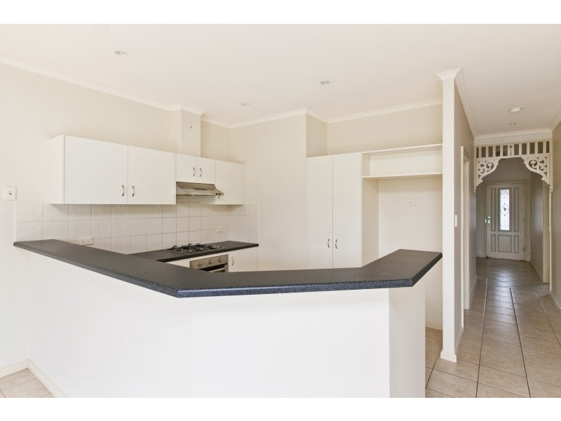 18 Lord Howe Crescent, Mawson Lakes SA 5095