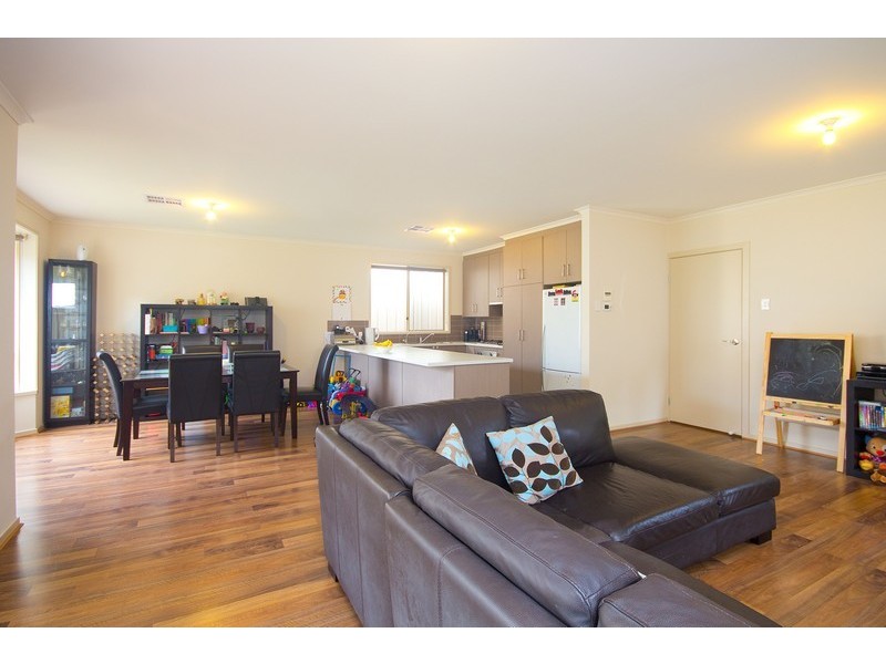 16 Settlers Hill Drive, Golden Grove SA 5125