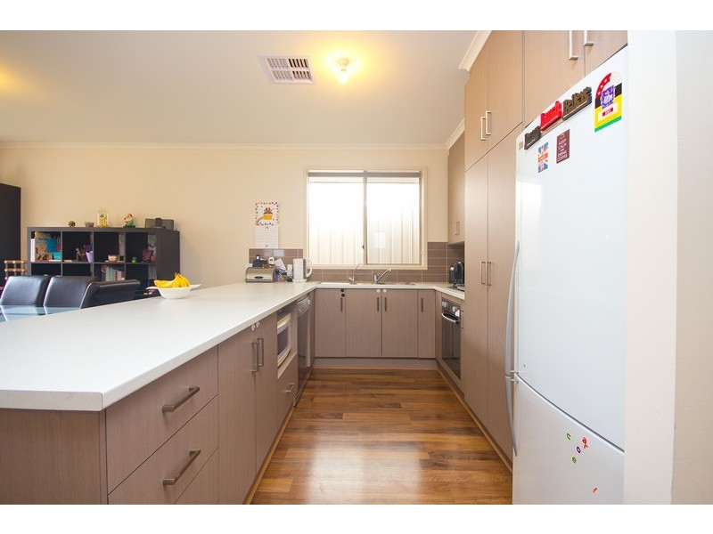 16 Settlers Hill Drive, Golden Grove SA 5125