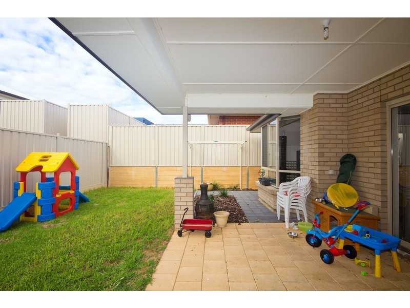 16 Settlers Hill Drive, Golden Grove SA 5125