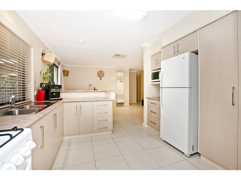 18 Taarnby Drive, Salisbury Downs SA 5108