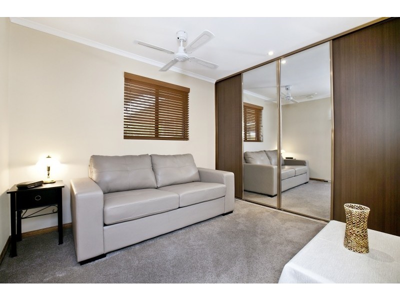 18 Taarnby Drive, Salisbury Downs SA 5108