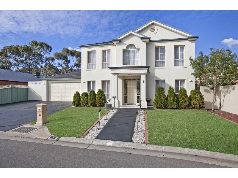 2 Ibis Street, Mawson Lakes SA 5095