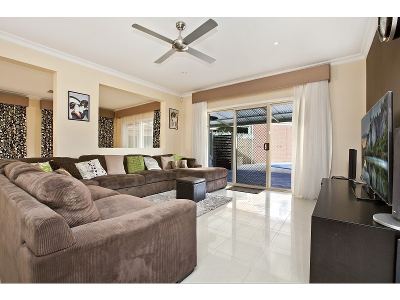 2 Ibis Street, Mawson Lakes SA 5095