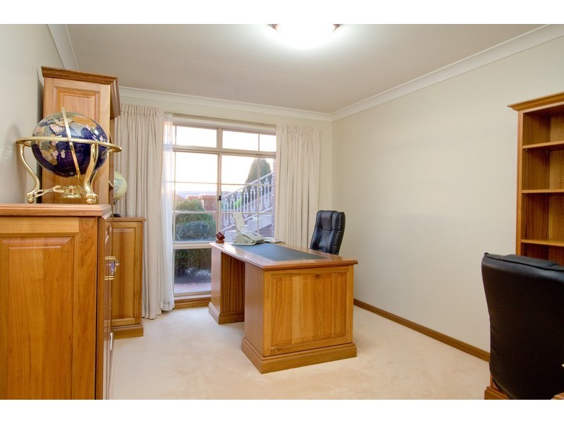 27 Oradala Court, Greenwith SA 5125