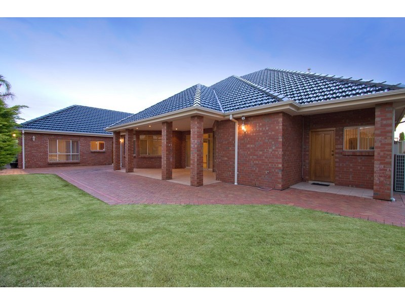 27 Oradala Court, Greenwith SA 5125