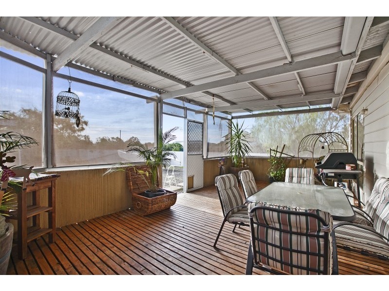 38 Sandpiper Drive, Thompson Beach SA 5501