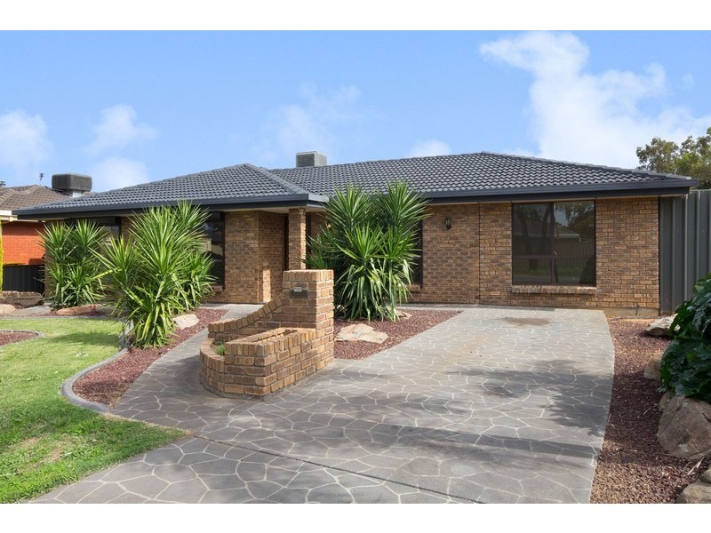 66 Camelot Drive, Paralowie SA 5108