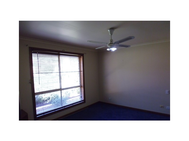 2 Crestview Place, Hillbank SA 5112