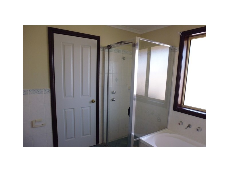 2 Crestview Place, Hillbank SA 5112