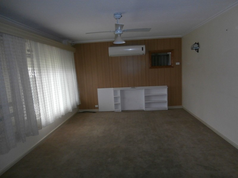 16 Lynton Street, Salisbury East SA 5109