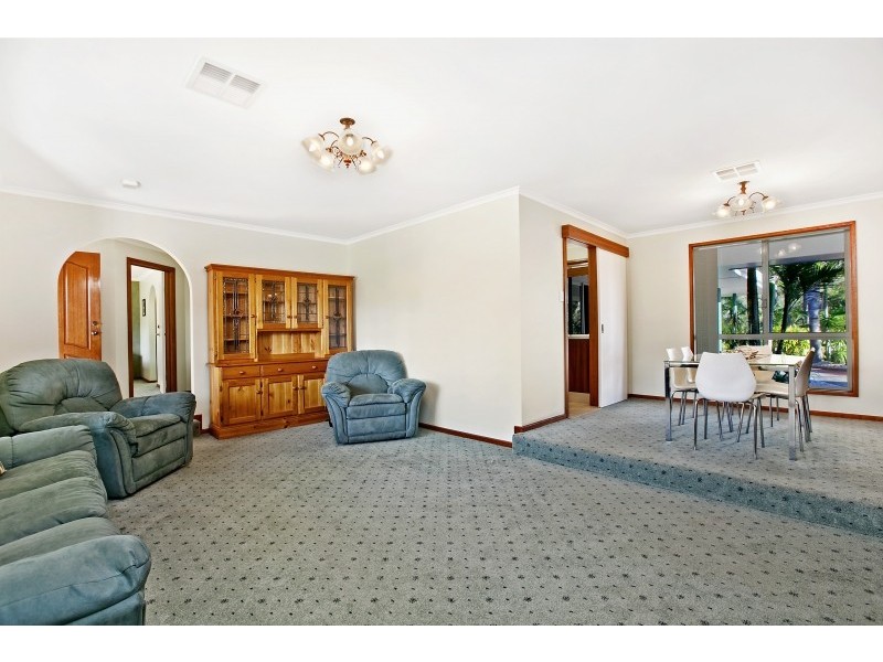 8 Dimasi Court, Hillbank SA 5112