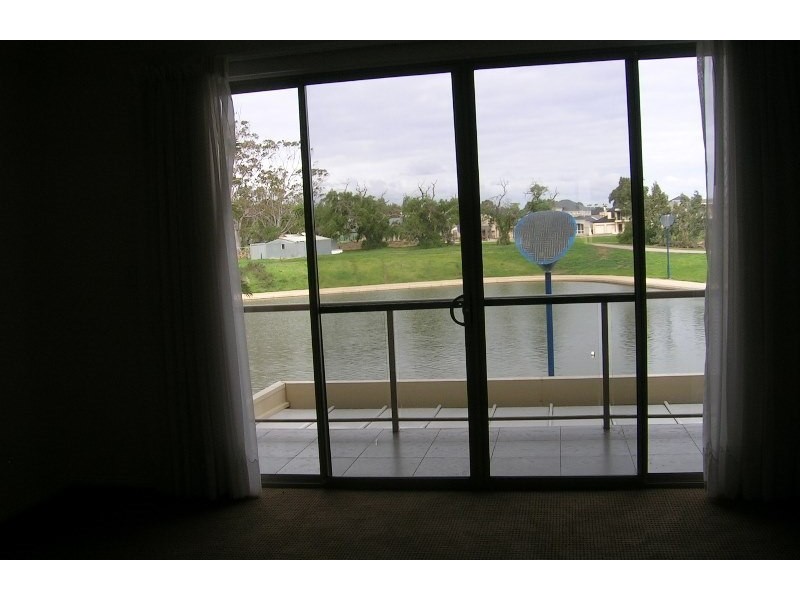 30B Lomond Circuit, Mawson Lakes SA 5095