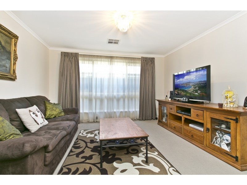 12 Vitorio Road, Munno Para West SA 5115