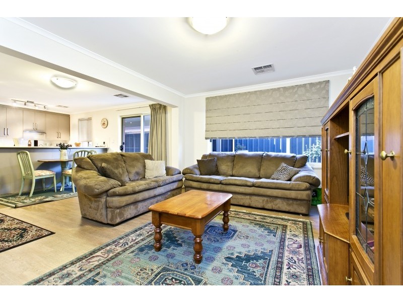 12 Vitorio Road, Munno Para West SA 5115