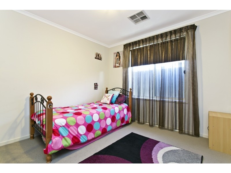 12 Vitorio Road, Munno Para West SA 5115