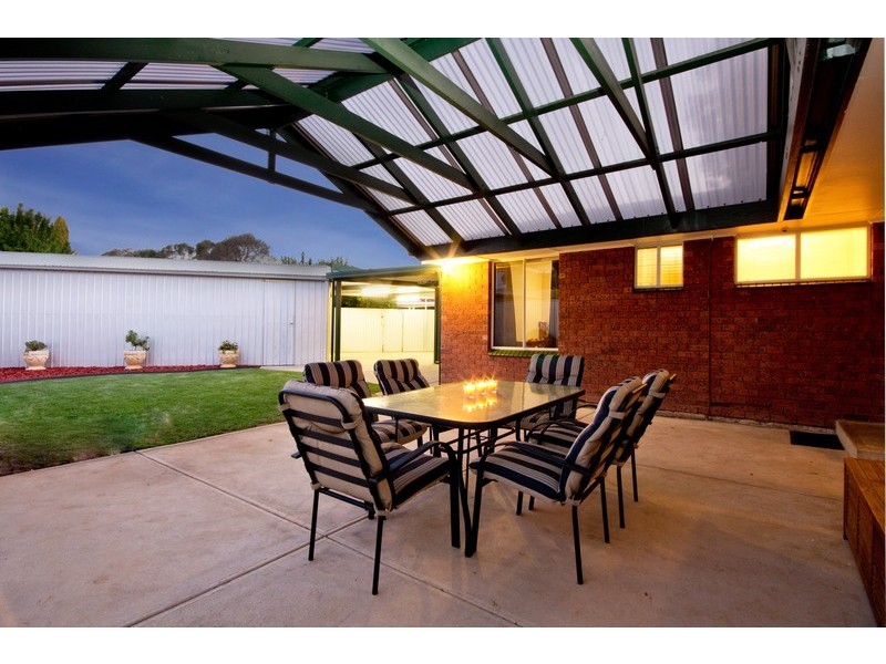 4 Bridle Court, Salisbury Plain SA 5109