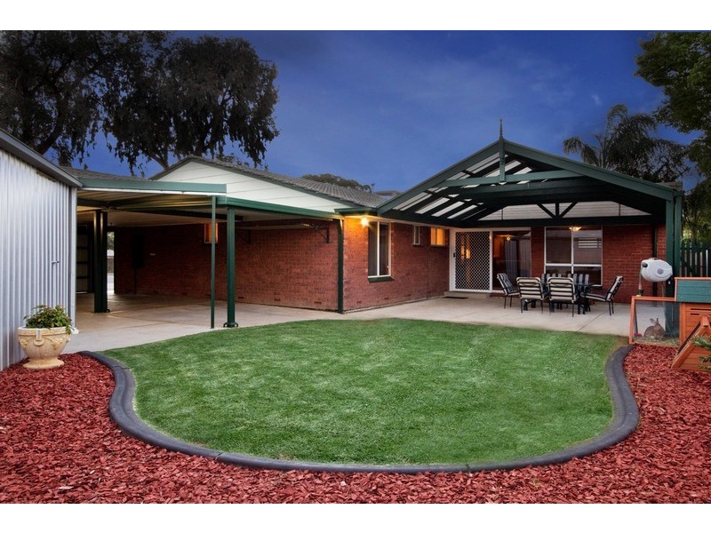 4 Bridle Court, Salisbury Plain SA 5109