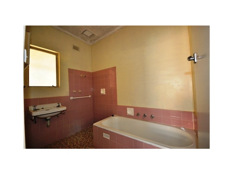 30 Myall Road, Para Hills SA 5096