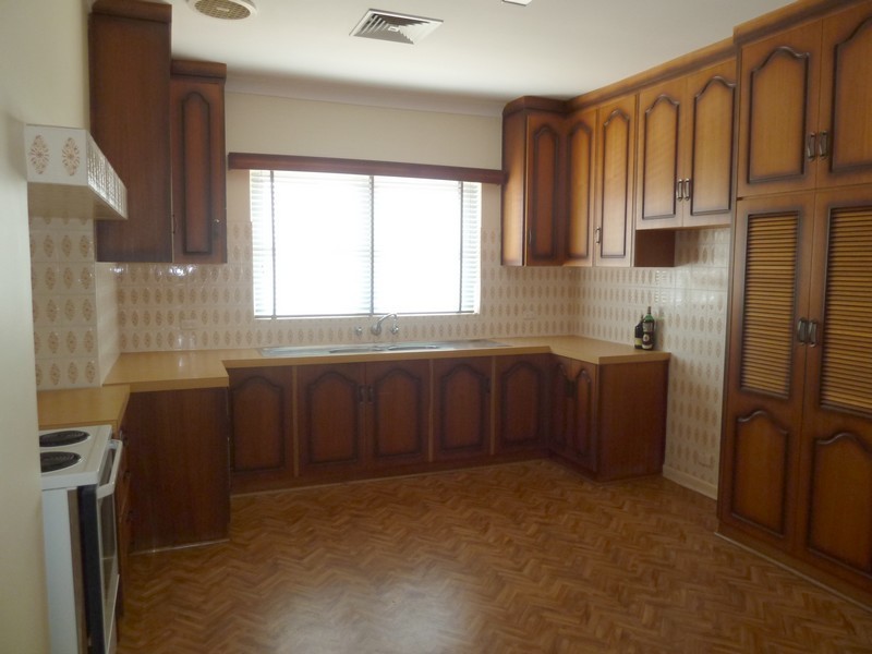 54 Avenue Road, Paradise SA 5075