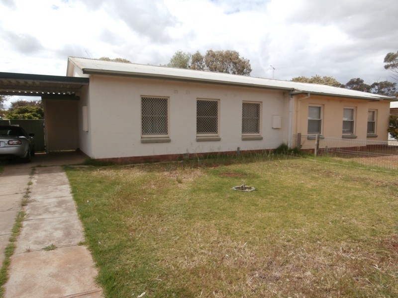 11 Hogarth Road, Elizabeth South SA 5112