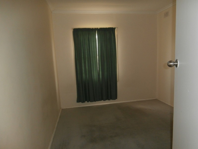 11 Hogarth Road, Elizabeth South SA 5112