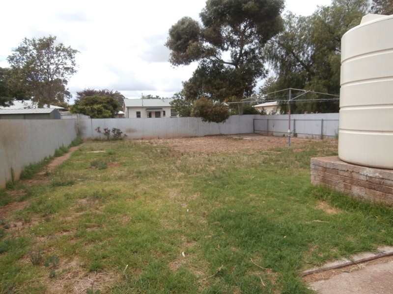 11 Hogarth Road, Elizabeth South SA 5112