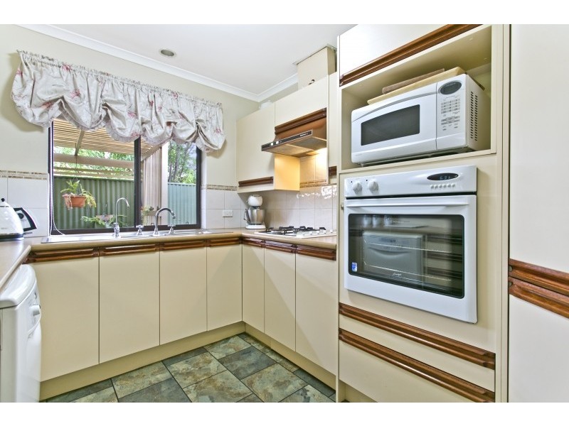 2 Stirrup Court, Salisbury Plain SA 5109