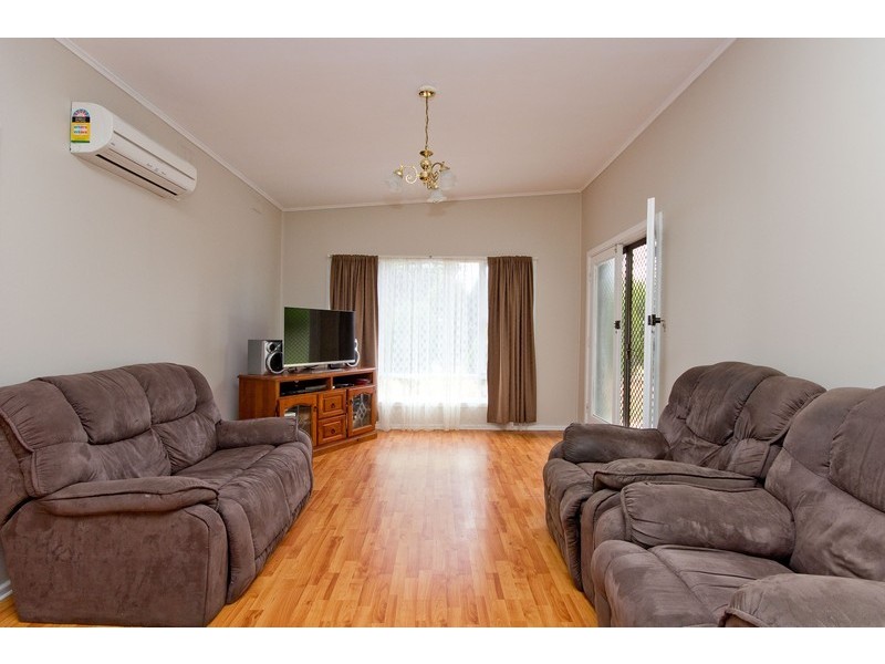 54 York Terrace, Salisbury Downs SA 5108