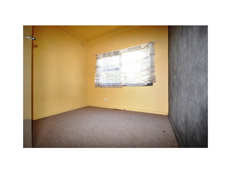 12 Yorktown Road, Elizabeth East SA 5112