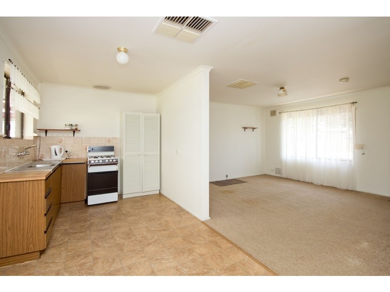 31 Potts Crescent, Burton SA 5110